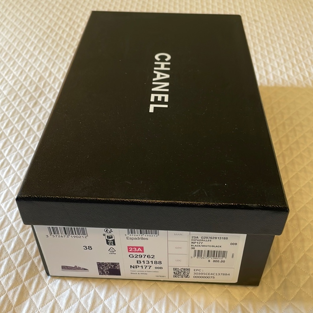 Chanel espadrille shoebox with set of (2) dust bags